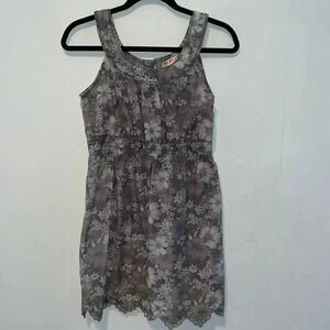 Naranka Sleeveless Blouse J4